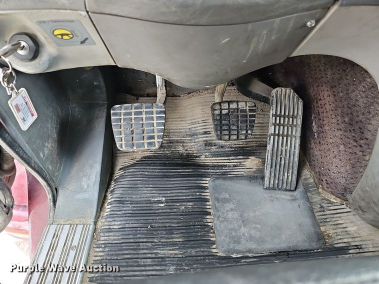 image for item DQ8693 1999 Freightliner Century Class semi truck