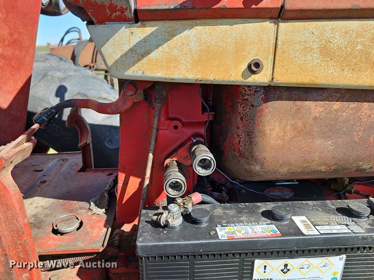 image for item DQ8700 Farmall F 806D tractor