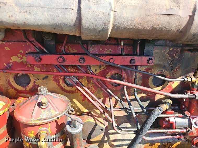 image for item DQ8700 Farmall F 806D tractor