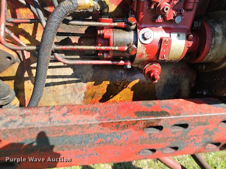 image for item DQ8700 Farmall F 806D tractor