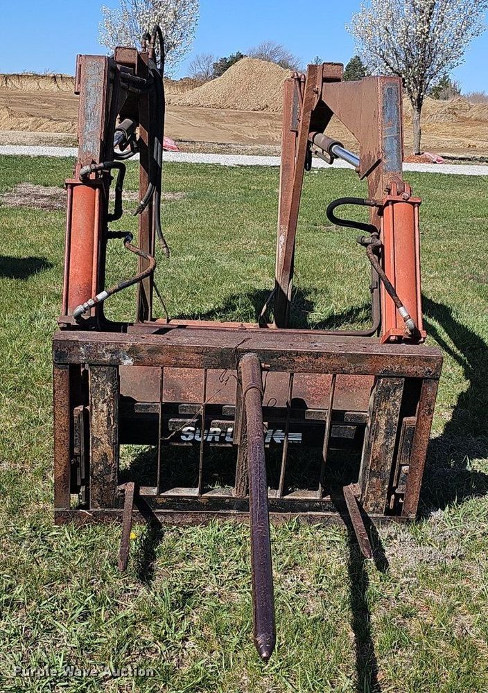 image for item DQ8700 Farmall F 806D tractor