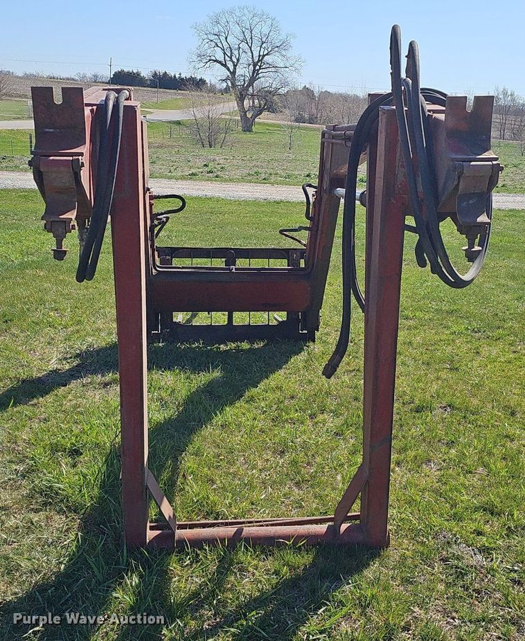 image for item DQ8700 Farmall F 806D tractor