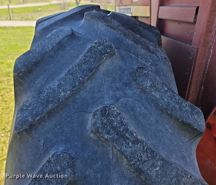 image for item DQ8700 Farmall F 806D tractor