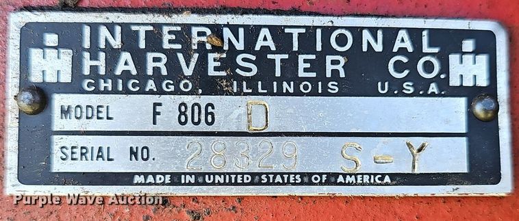 image for item DQ8700 Farmall F 806D tractor