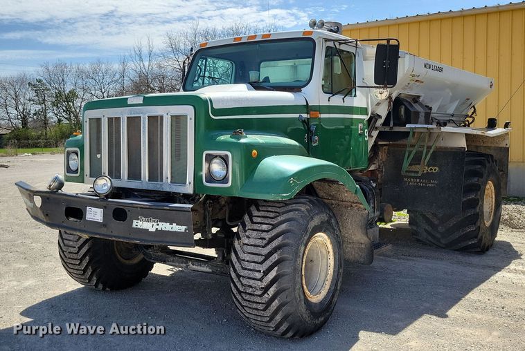 image for item DR7907 1997 International 2554 spreader truck