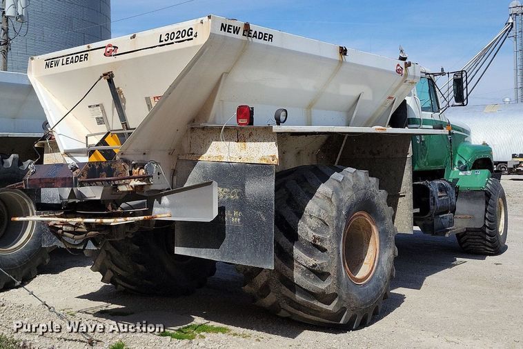 image for item DR7907 1997 International 2554 spreader truck