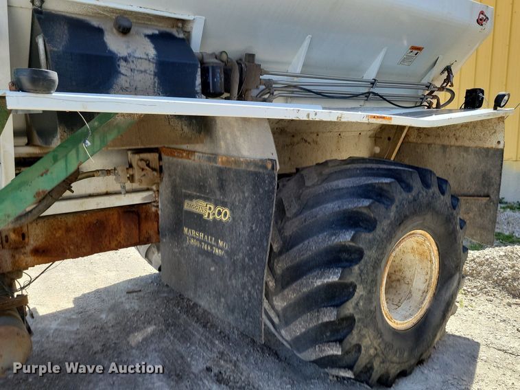 image for item DR7907 1997 International 2554 spreader truck