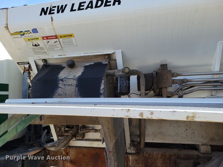 image for item DR7907 1997 International 2554 spreader truck