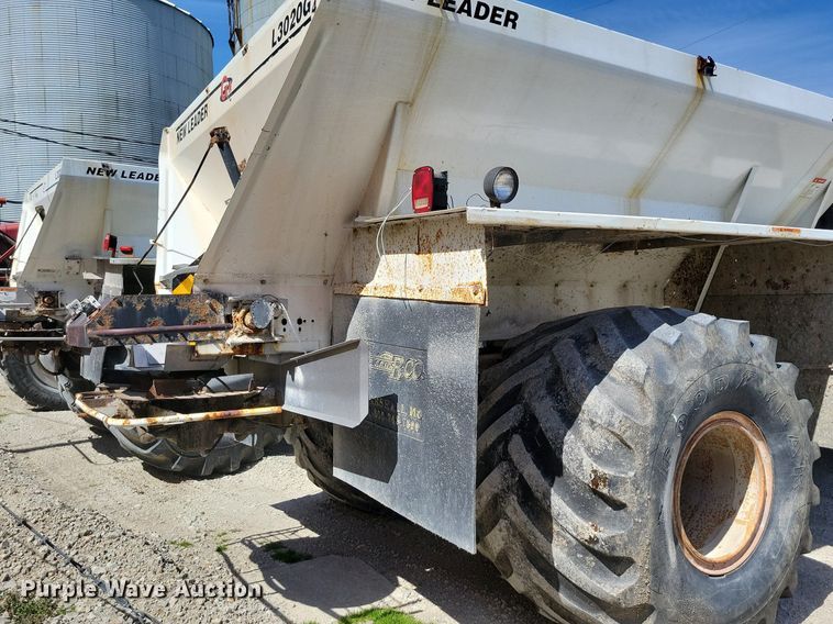 image for item DR7907 1997 International 2554 spreader truck