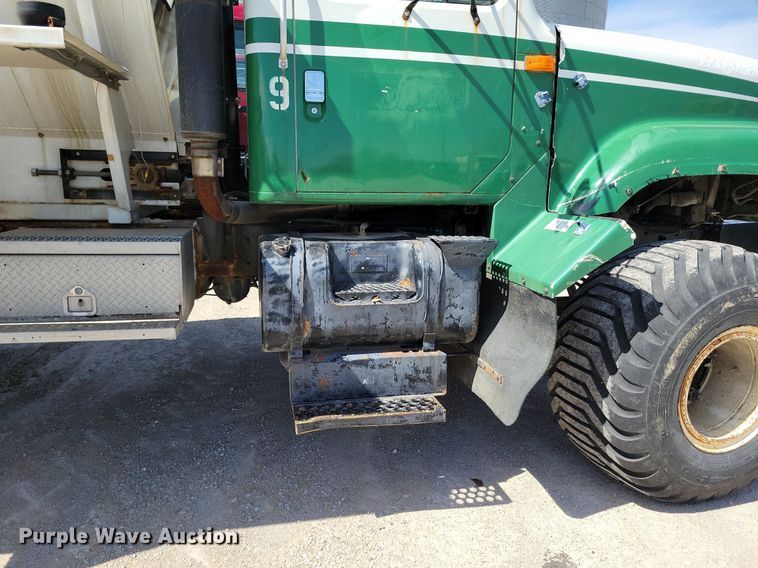 image for item DR7907 1997 International 2554 spreader truck