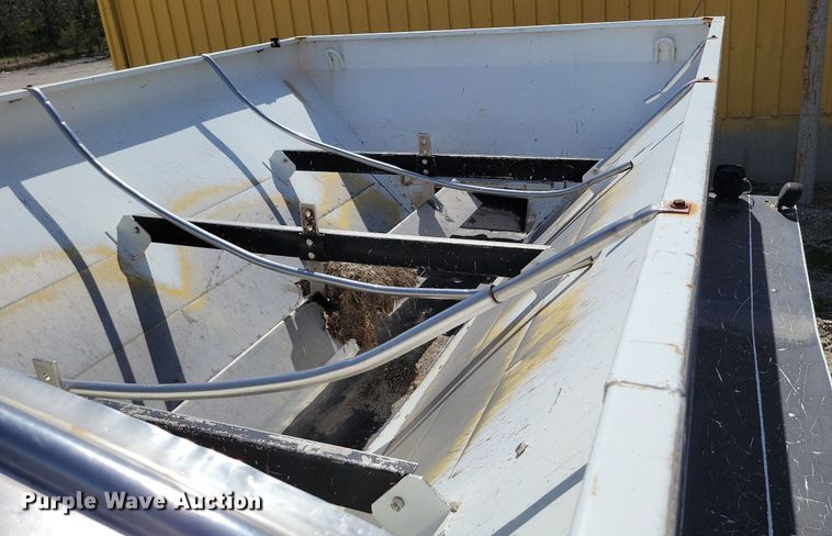 image for item DR7907 1997 International 2554 spreader truck