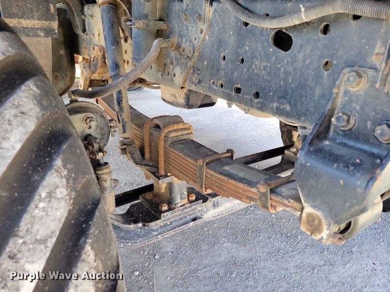 image for item DR7907 1997 International 2554 spreader truck