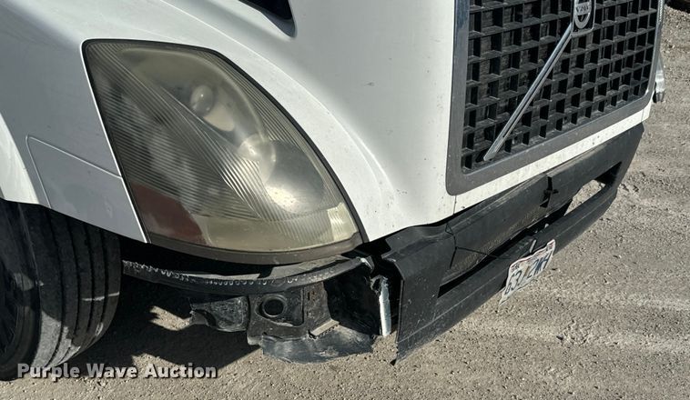 image for item DR7908 2016 Volvo VN semi truck