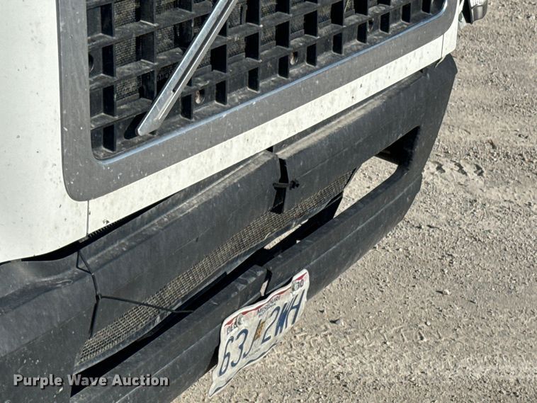 image for item DR7908 2016 Volvo VN semi truck