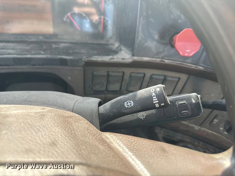 image for item DR7908 2016 Volvo VN semi truck