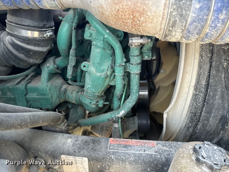 image for item DR7908 2016 Volvo VN semi truck