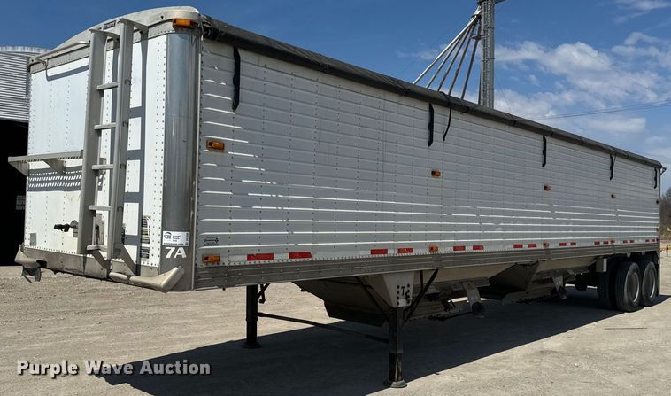 image for item DR7909 2008 Timpte grain trailer