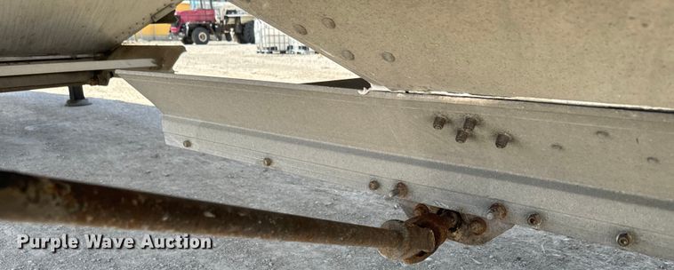 image for item DR7909 2008 Timpte grain trailer