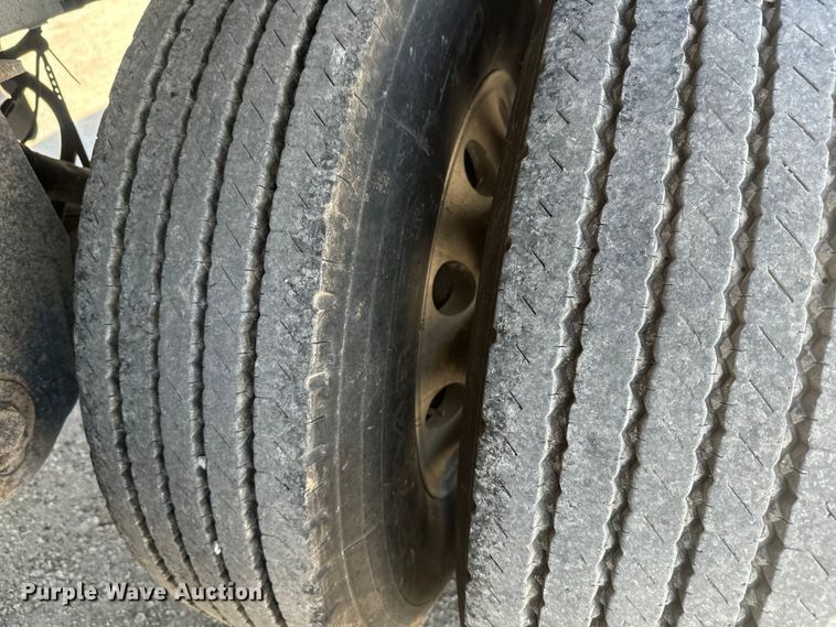 image for item DR7909 2008 Timpte grain trailer