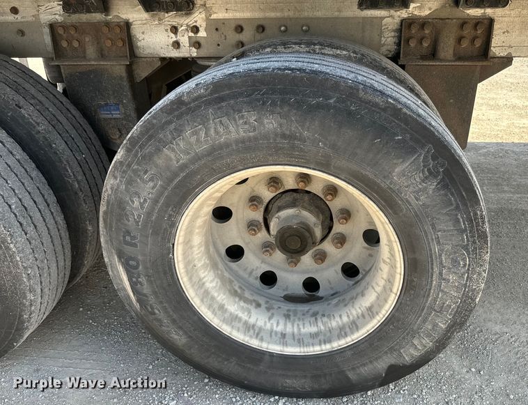 image for item DR7909 2008 Timpte grain trailer