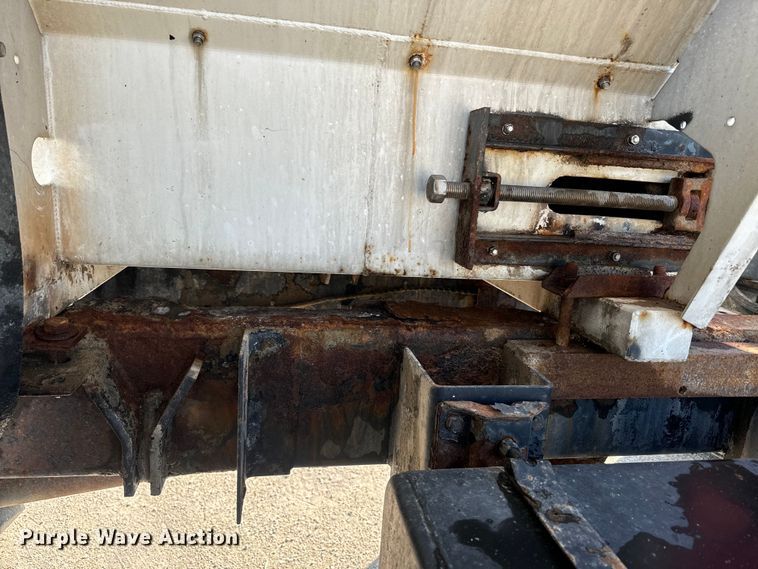 image for item DR7911 Case IH FLX4300 spreader