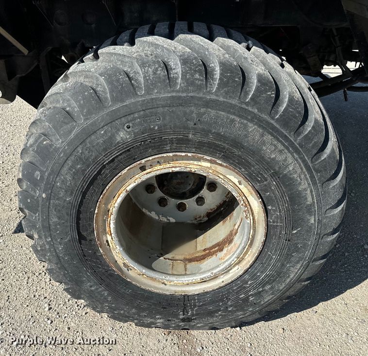 image for item DR7911 Case IH FLX4300 spreader