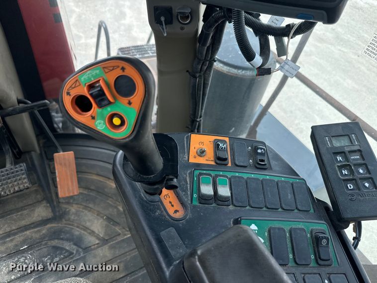 image for item DR7913 2013 Case IH Titan 4530 spreader