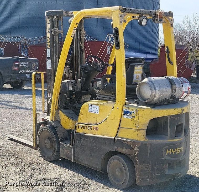 image for item DR7914 2014 Hyster S50CT forklift
