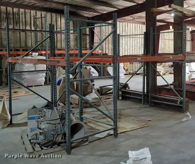 image for item DR7915 Pallet racking