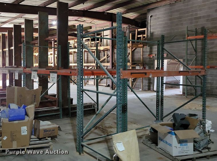 image for item DR7915 Pallet racking