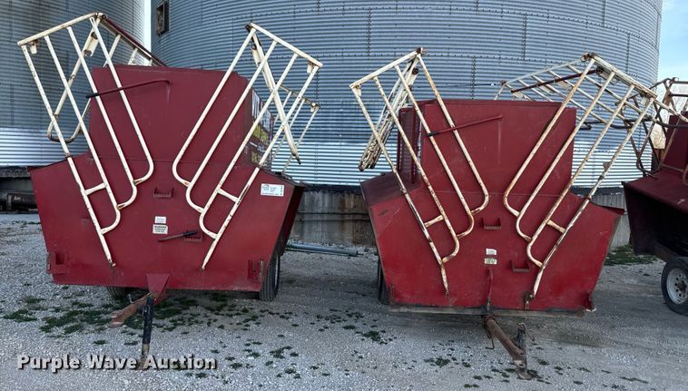 image for item DR7918 (2) Feed Train Gray Fox 145 creep feeders