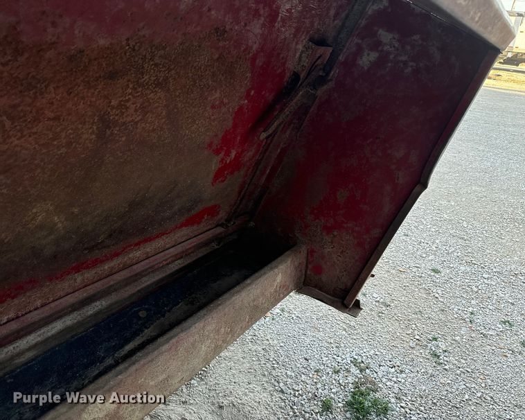 image for item DR7918 (2) Feed Train Gray Fox 145 creep feeders