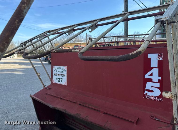 image for item DR7918 (2) Feed Train Gray Fox 145 creep feeders