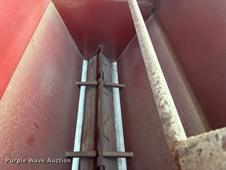 image for item DR7918 (2) Feed Train Gray Fox 145 creep feeders