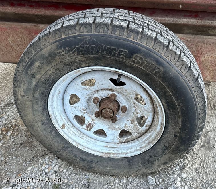 image for item DR7918 (2) Feed Train Gray Fox 145 creep feeders