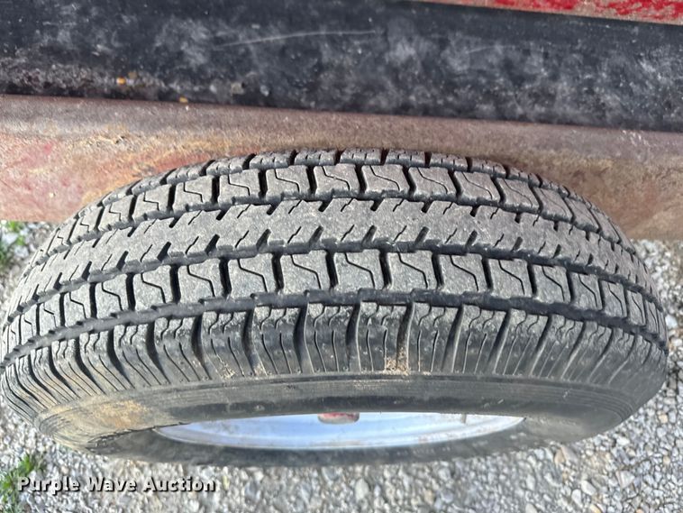 image for item DR7918 (2) Feed Train Gray Fox 145 creep feeders