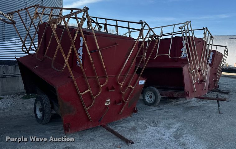 image for item DR7919 (3) Feed Train Gray Fox 145 creep feeders