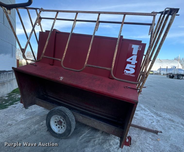 image for item DR7919 (3) Feed Train Gray Fox 145 creep feeders