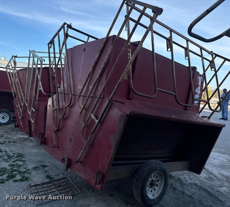 image for item DR7919 (3) Feed Train Gray Fox 145 creep feeders