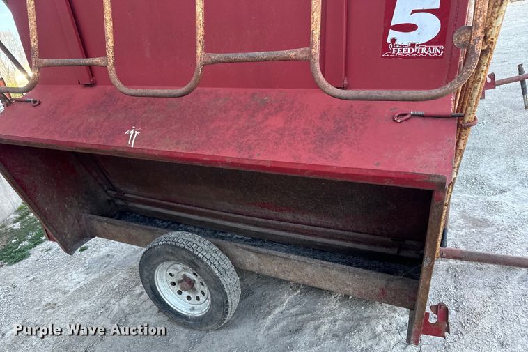 image for item DR7919 (3) Feed Train Gray Fox 145 creep feeders