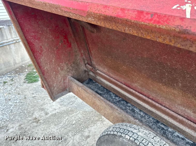 image for item DR7919 (3) Feed Train Gray Fox 145 creep feeders