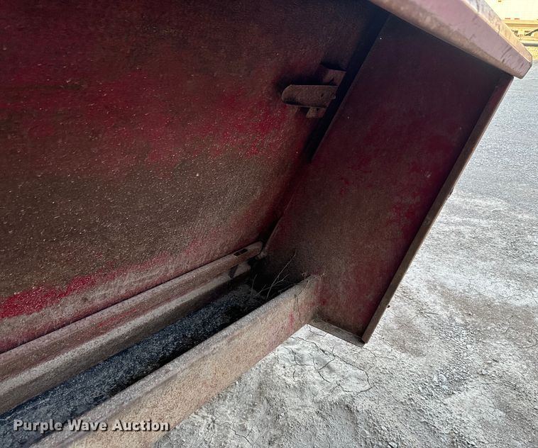 image for item DR7919 (3) Feed Train Gray Fox 145 creep feeders