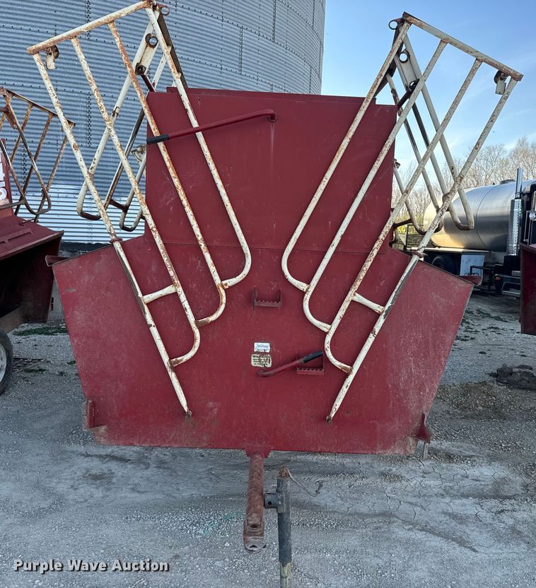 image for item DR7919 (3) Feed Train Gray Fox 145 creep feeders