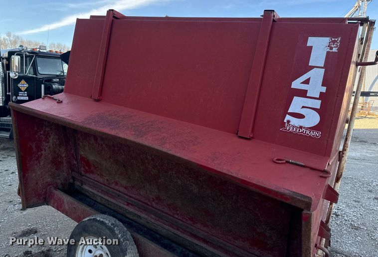 image for item DR7919 (3) Feed Train Gray Fox 145 creep feeders