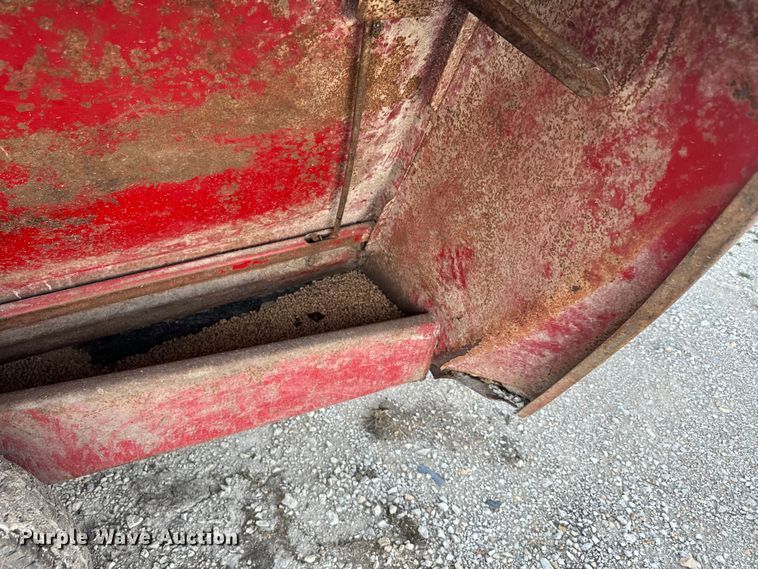 image for item DR7919 (3) Feed Train Gray Fox 145 creep feeders