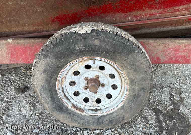 image for item DR7919 (3) Feed Train Gray Fox 145 creep feeders