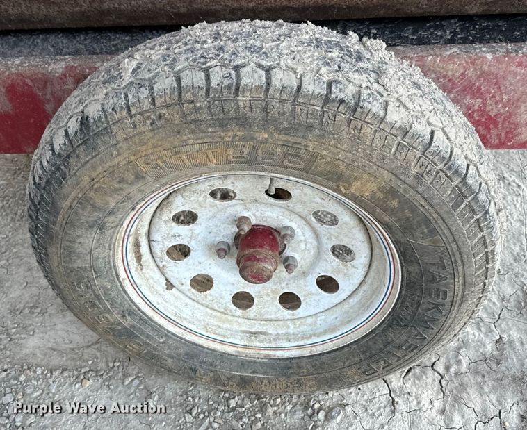 image for item DR7919 (3) Feed Train Gray Fox 145 creep feeders