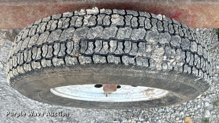 image for item DR7919 (3) Feed Train Gray Fox 145 creep feeders