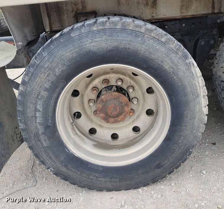 image for item DR7920 1986 Kenworth T600A tank truck