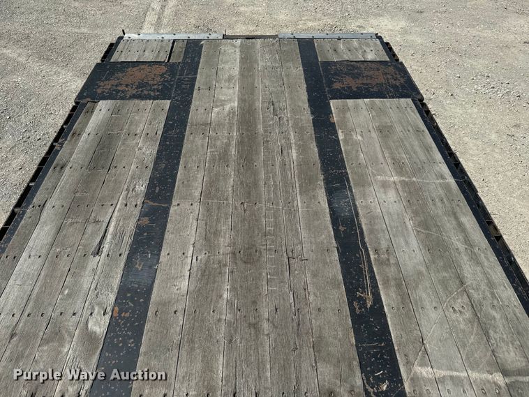 image for item DR7921 1996 Talbert T3SDW-140K-FC-T drop deck equipment trailer